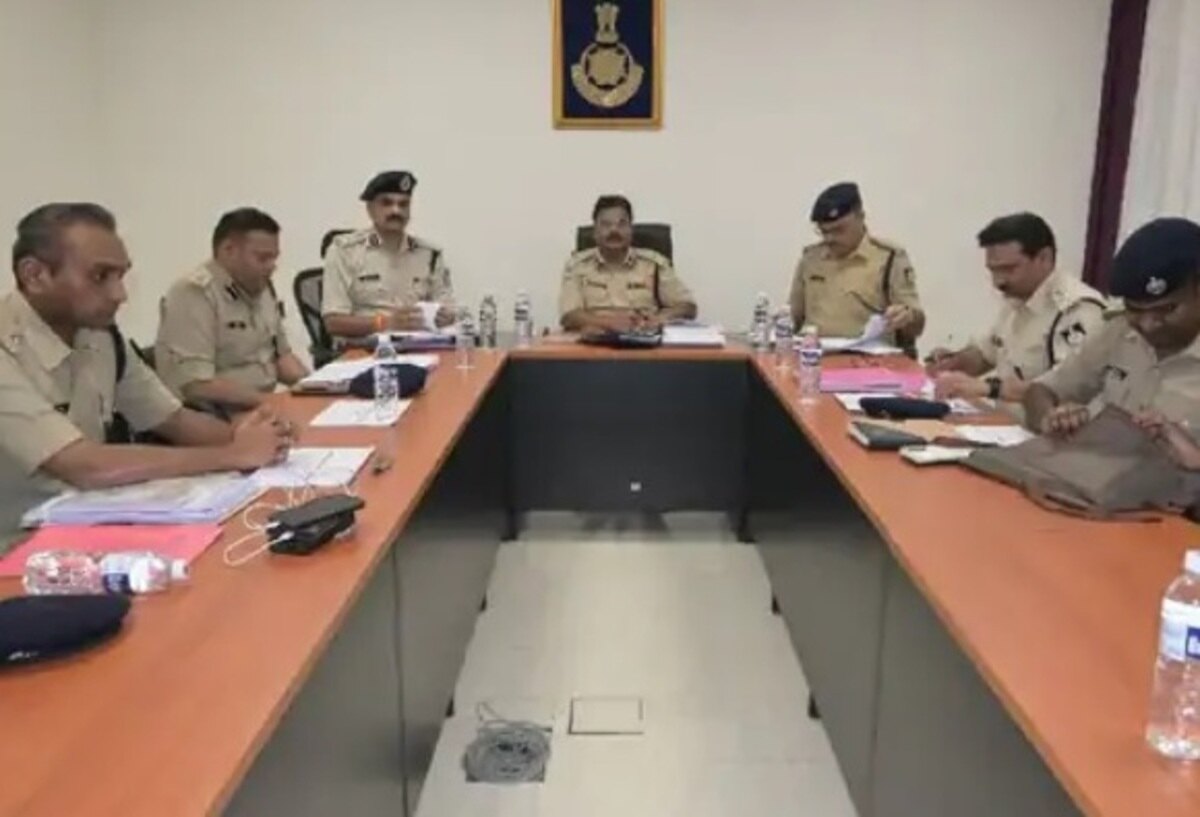 Singrauli News: जोनल अपराधों की IG ने की समीक्षा:कहा- MP विधानसभा चुनाव की तैयारी शुरू कर दें; जानिए