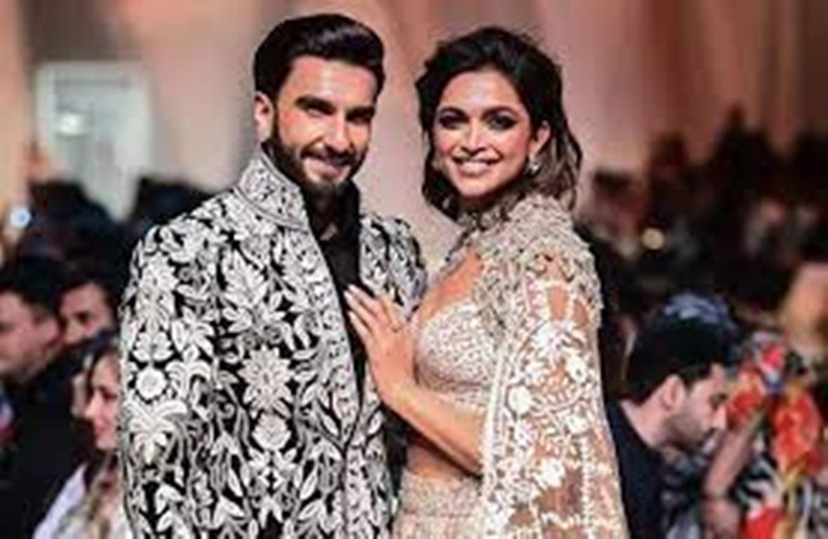 Bollywood News: World Cup Final का मजा लेने अहमदाबाद के लिए निकले Ranveer -Deepika; जानिए