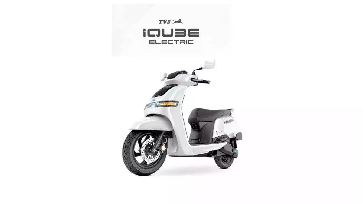 Tech News: TVS iQube e-scooter के 2 लाख से ज्यादा यूनिट बिके; जानिए