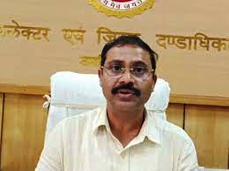 MP News: कलेक्टर द्वारा सुनी गयी जनसुनवाई तथा सीएम हेल्पलाइन की समस्या; जानिए खबर