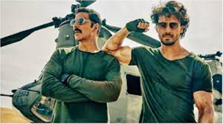 Bollywood News: बड़े मियां छोटे मियां का ट्रेलर 26 मार्च को होगा आउट; जानिए खबर