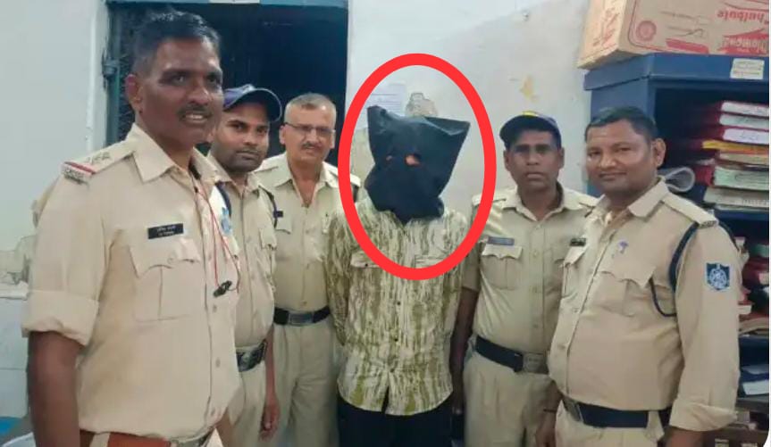 Crime News: चलती ट्रेन में यात्रियों के सामान की चोरी करने वाला गिरफ्तार; जानिए