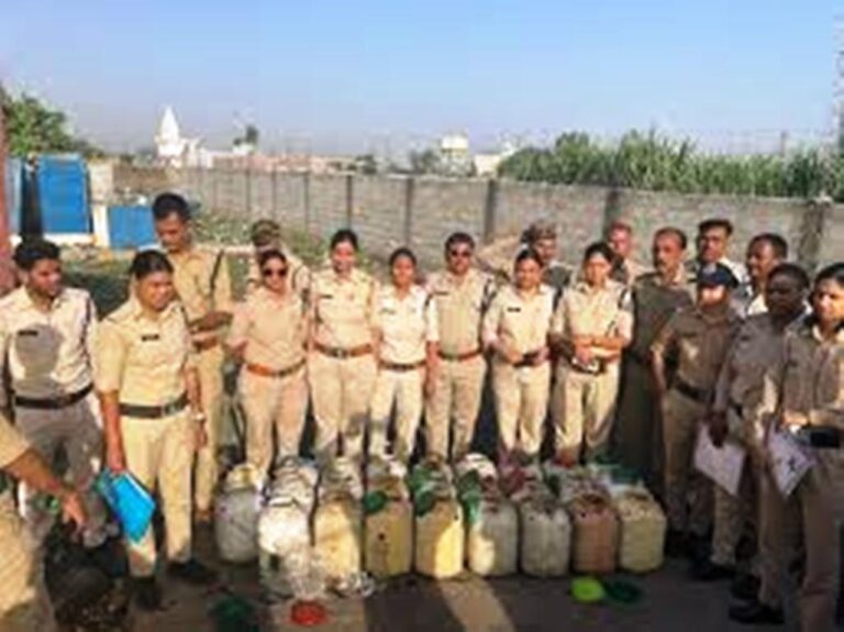 Crime News: 80 लाख रुपए से ज्यादा की शराब जब्त; जानिए