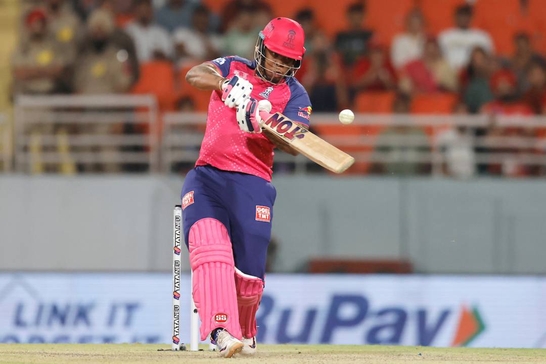 IPL News: RR के इस बल्लेबाज पर लगा BCCI का फाइन; जानिए खबर में 
