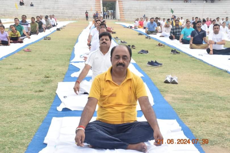 International Yoga Day: सिंगरौली में राज्य मंत्री राधा सिंह के नेतृत्व में योगाभ्यास के साथ ये आयोजन भी हुआ; जानिए