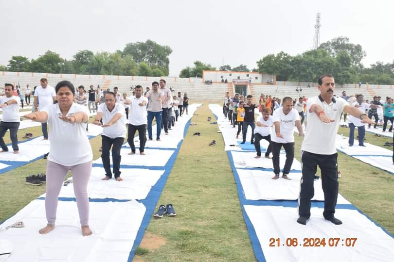 International Yoga Day: सिंगरौली में राज्य मंत्री राधा सिंह के नेतृत्व में योगाभ्यास के साथ ये आयोजन भी हुआ; जानिए