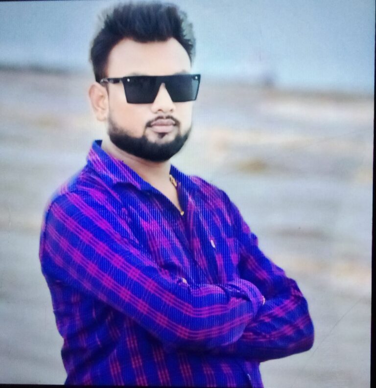 Mauganj News: ग्राम पंचायत माजन के सरपंच अशोक कुमार कोरी, सचिव नारायण प्रसाद मिश्र, एवम रोजगार सहायक विकास कुशवाहा ने दी देश वासियों को स्वतंत्रता दिवस की बधाई; जानिए