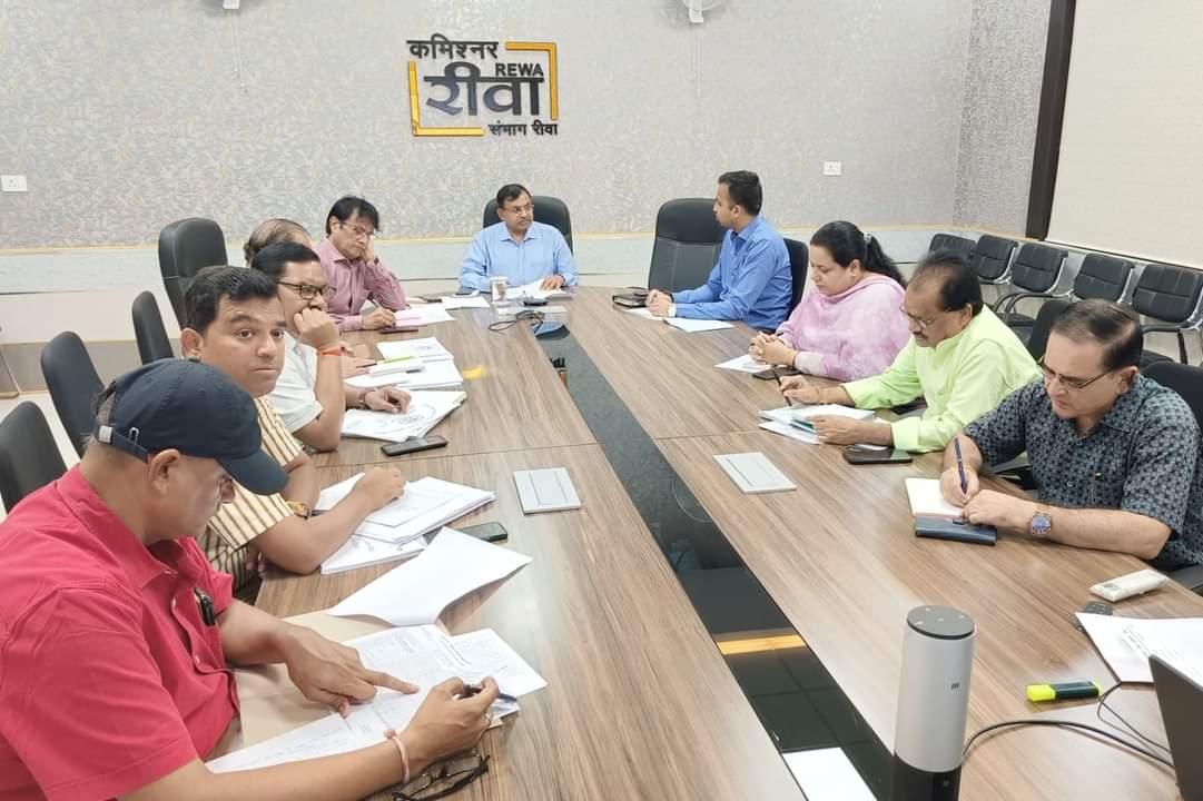 Rewa News: कमिश्नर ने कहा, श्रमिकों के ऑनलाइन पंजीयन की स्थिति संतोषजनक; जानिए