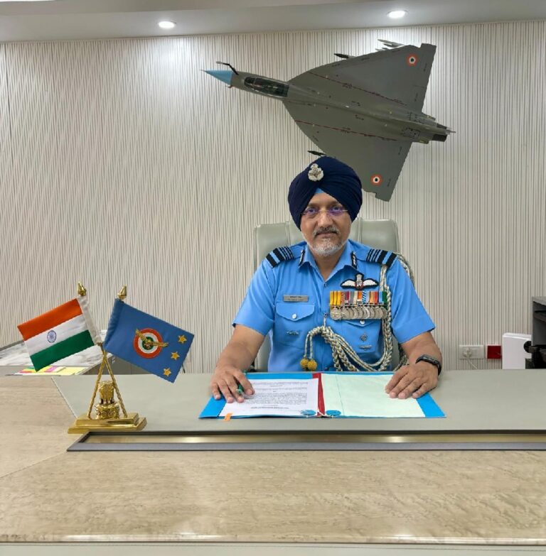 National News: एयर मार्शल तेजिंदर सिंह ने वायु सेना के उप प्रमुख का पदभार संभाला; जानिए