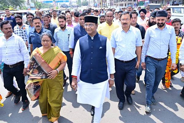 MP News: फ्लाई ओवर के लिए मिली सौगात के निर्माण स्थल का हुआ निरीक्षण, जल्द ही होगा भूमि पूजन; जानिए खबर 