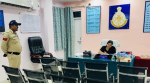 Singrauli News: पुलिस अधीक्षक ने मध्य रात्रि में किया कोतवाली का आकस्मिक निरीक्षण, दिए निर्देश; जानिए खबर में