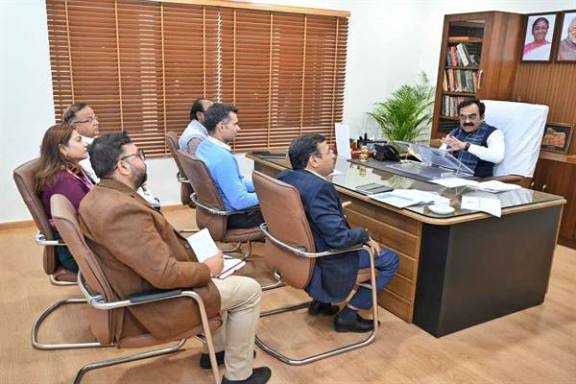 MP News: लोक निर्माण मंत्री राकेश सिंह ने NHAI के अधिकारियों को दिए ये निर्देश; जानिए