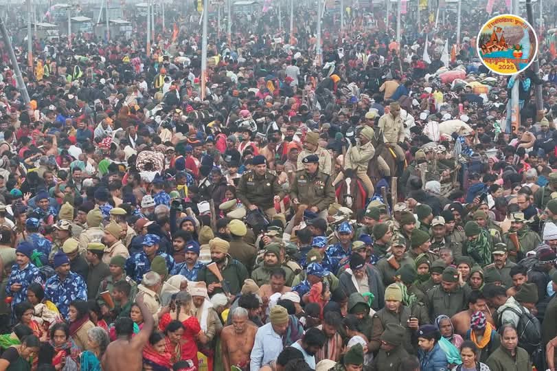 Mahakumbh 2025: तस्वीरों में देखिए महाकुंभ के पहले दिन की सुरक्षा व्यवस्था; देखिए