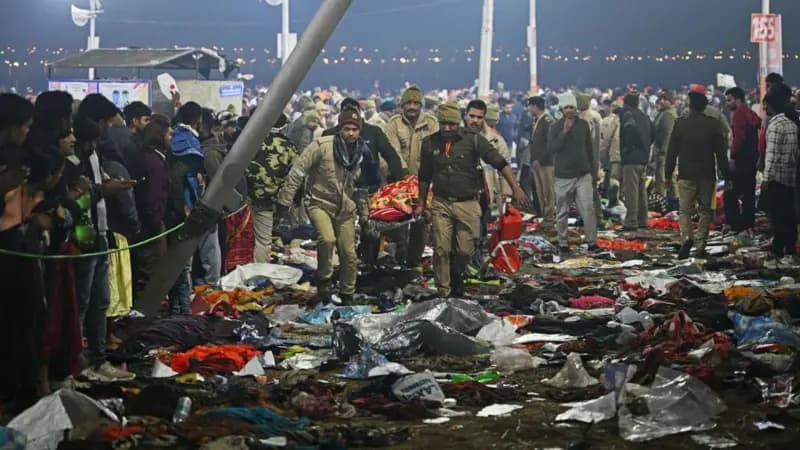 MahaKumbh 2025: महाकुंभ में संगम तट पर आधी रात मची भगदड़, दबकर कईयों की मौत; जानिए
