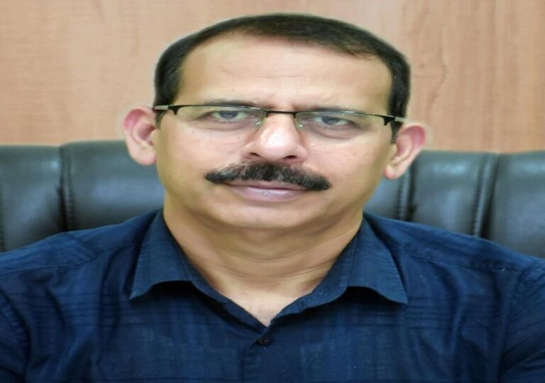 Singrauli News: शासकीय कार्य में लापरवाही बरतने पर हल्का पटवारी को कलेक्टर ने किया तत्काल निलंबित; जानिए 