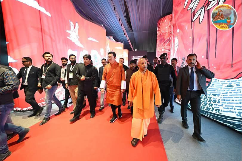 MahaKumbh 2025: प्रयागराज पहुंचे भूटान के राजा ने भी देखी महाकुम्भ की मेले की अद्भुत, एतिहासिक, सांस्कृतिक विरासत; देखिए तस्वीरें