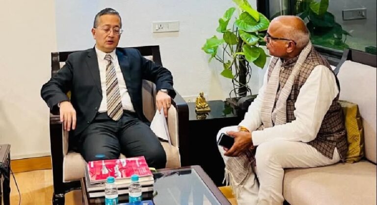 Singrauli Airport: सिंगरौली से विभिन्न शहरों के लिए हवाई सेवाएं शुरू करने सांसद ने की इस मुलाकात में क्या हुआ?; जानिए