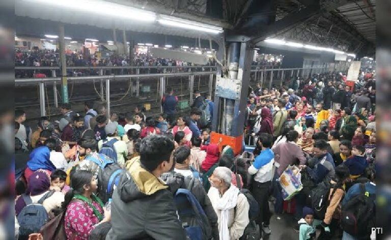 National News: नई दिल्ली रेलवे स्टेशन में मची भगदड़, 18 में की मौत और कई घायल; जानिए