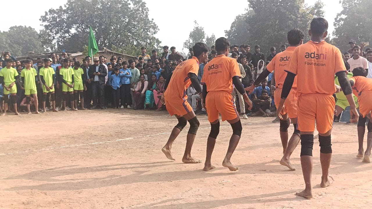 Singrauli News: अदाणी फाउंडेशन ने ग्रामीण प्रतिभाओं को बढ़ावा देने आयोजित किया खेल महोत्सव; जानिए