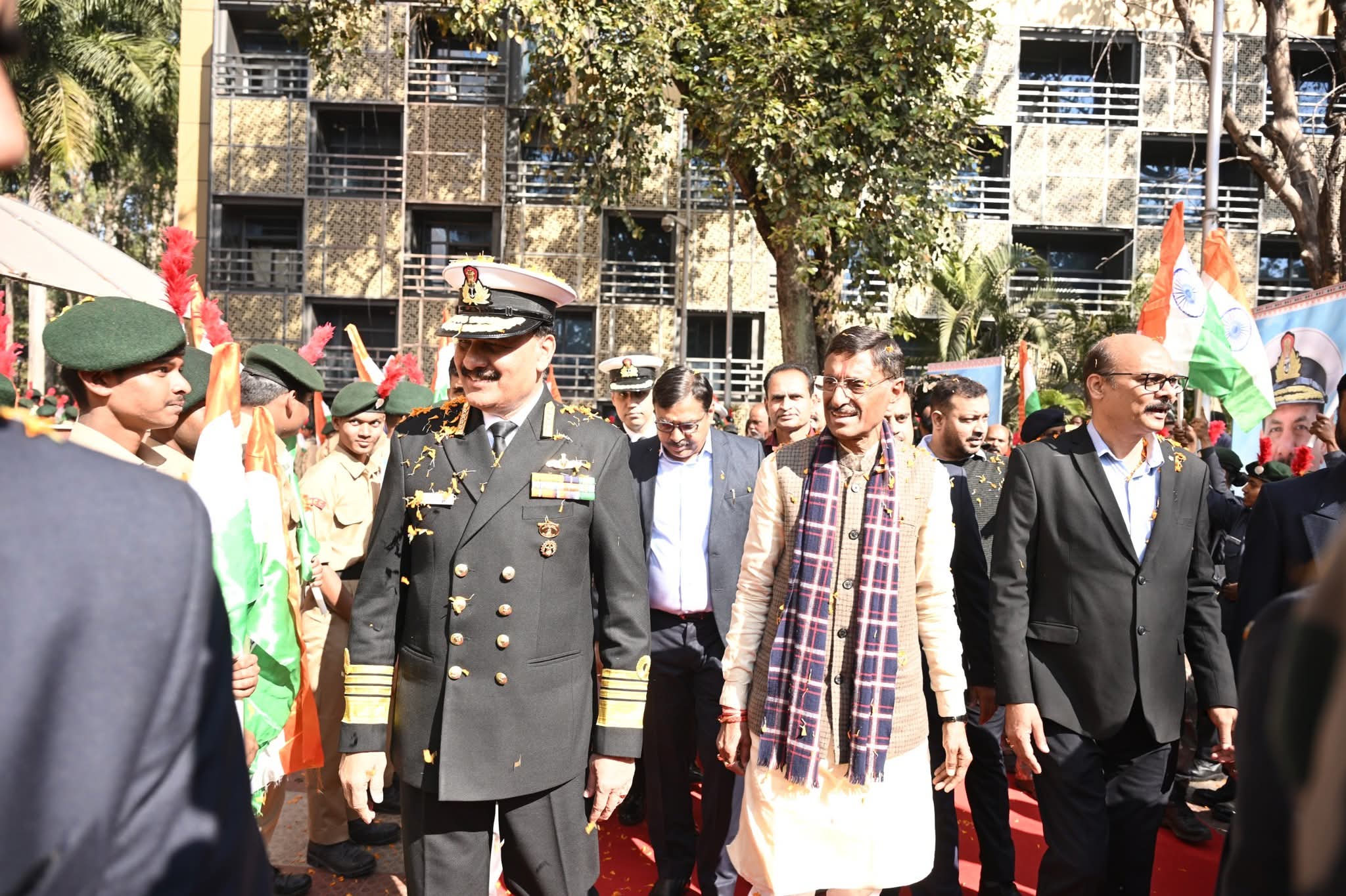 National News : CCL में ‘विकसित भारत@2047’ संवाद, रक्षा राज्य मंत्री व नौसेना प्रमुख रहे मौजूद; जानिए