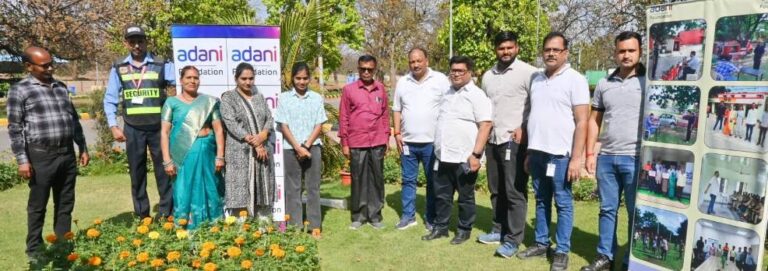 Singrauli News: अदाणी फाउंडेशन की फायर फाइटिंग प्रशिक्षण पहल से ग्रामीण बालिकाएं हो रहीं सशक्त