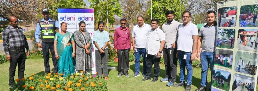 Singrauli News: अदाणी फाउंडेशन की फायर फाइटिंग प्रशिक्षण पहल से ग्रामीण बालिकाएं हो रहीं सशक्त