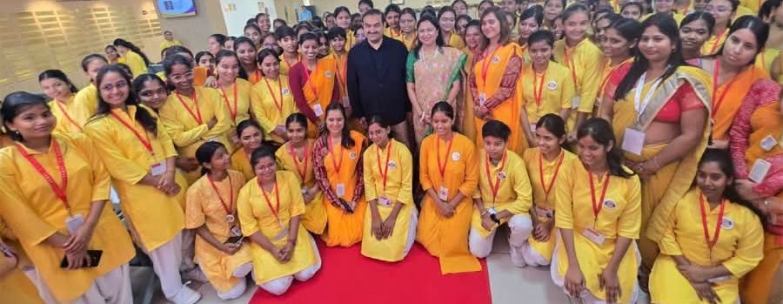 National News: क्या बिहार बनने जा रहा है देश का सबसे बड़ा ग्रामीण आई केयर हब? गौतम अडानी ने रखी ₹150 करोड़ की विज़न केयर सुविधा की आधारशिला
