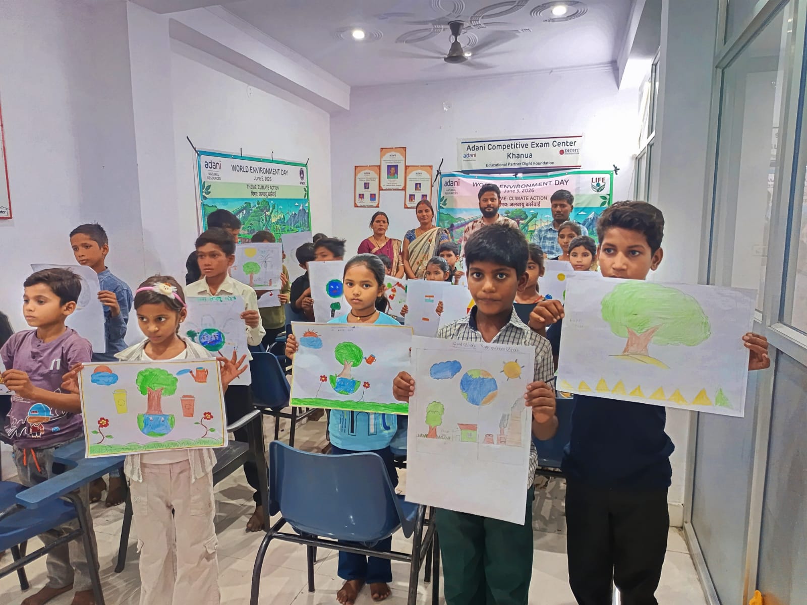 Singrauli News : विश्व पर्यावरण दिवस पर अदाणी समूह ने सिंगरौली में रोपे 5 हजार से अधिक पौधे और जागरूक किये; जानिए