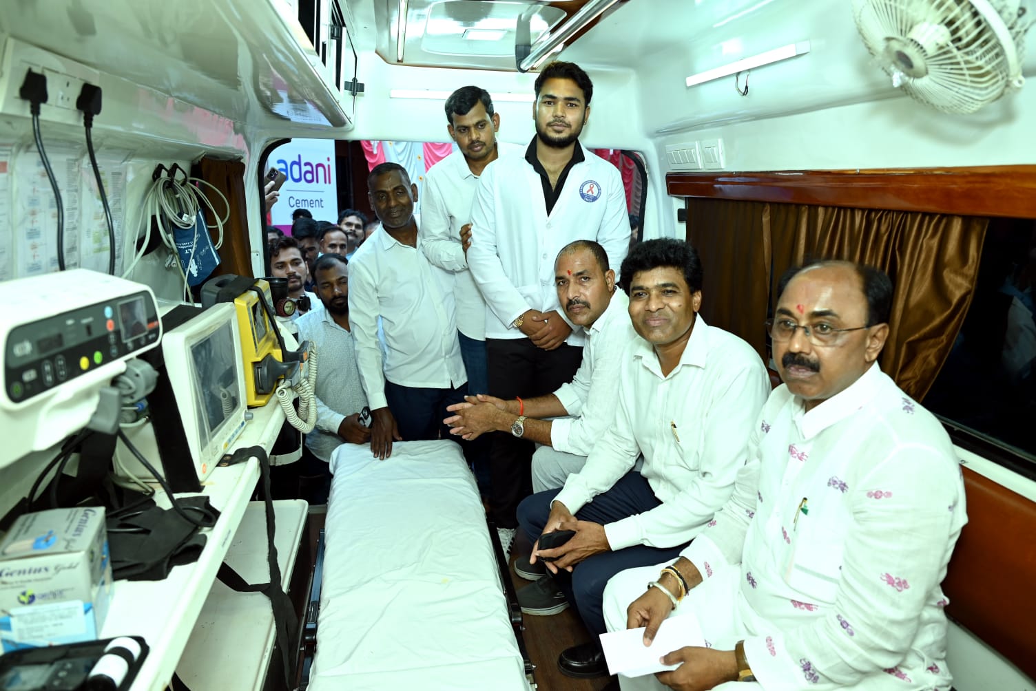 Singrauli News: सरई क्षेत्र में स्वास्थ्य सुविधाओं को मिला संबल, अदाणी फाउंडेशन ने शुरू की नि:शुल्क एम्बुलेंस सेवा; जानिए